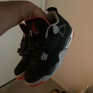 Air Jordan Retro 4 Bred